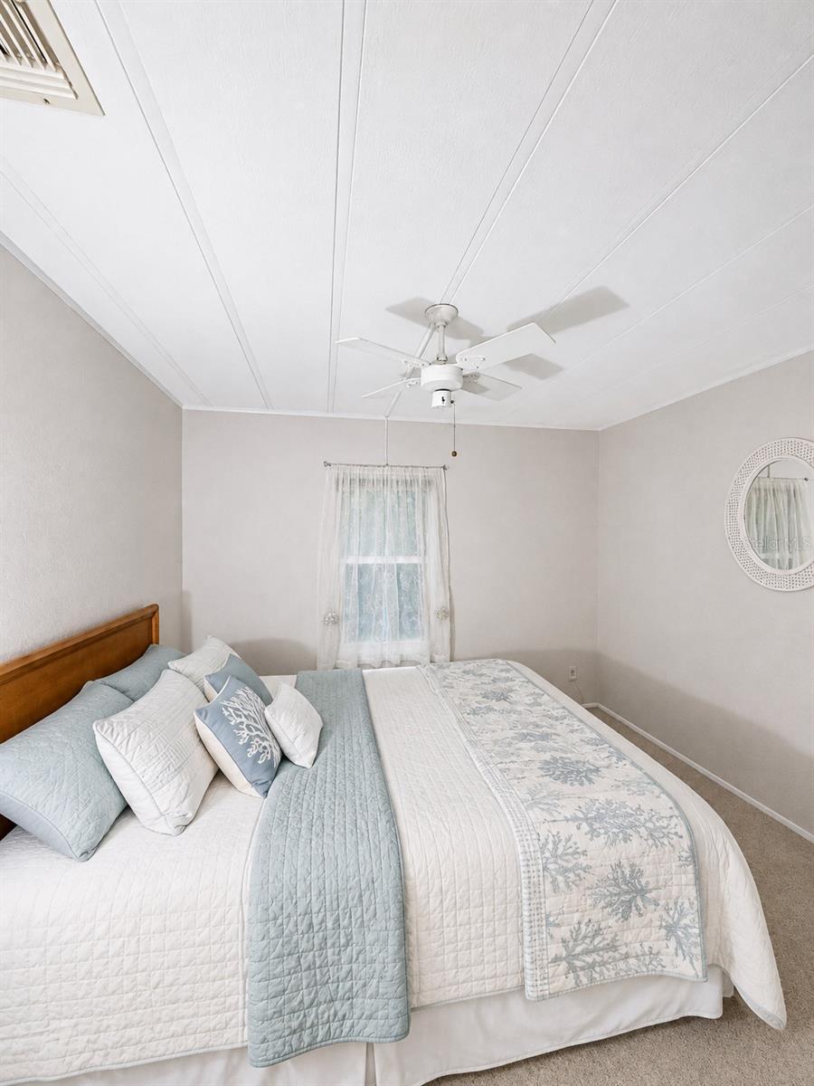 201 N FIJI CIR — photo 2