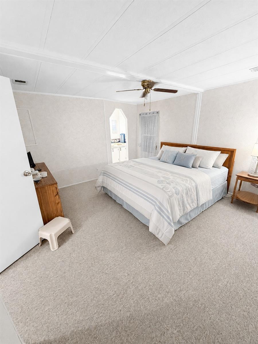 201 N FIJI CIR — photo 9