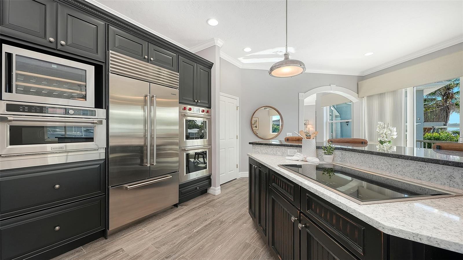 560 CHIPPING LN — photo 10
