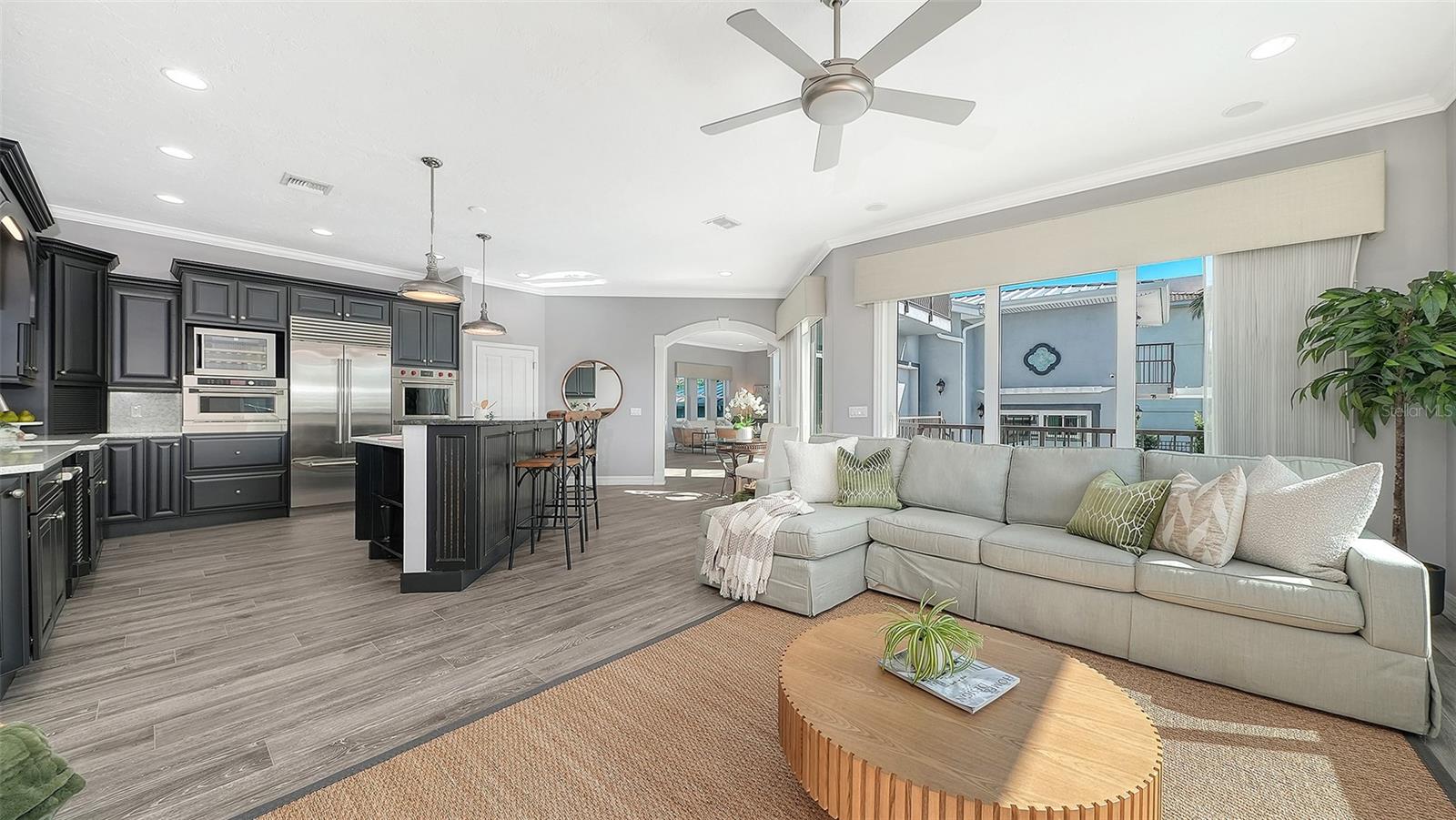 560 CHIPPING LN — photo 12