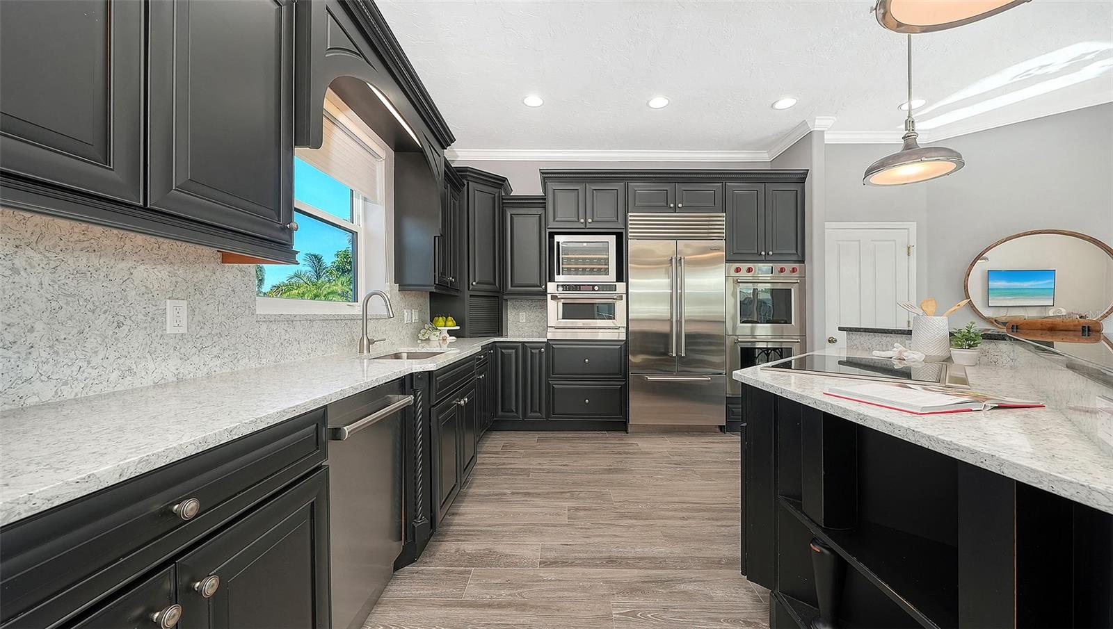 560 CHIPPING LN — photo 9
