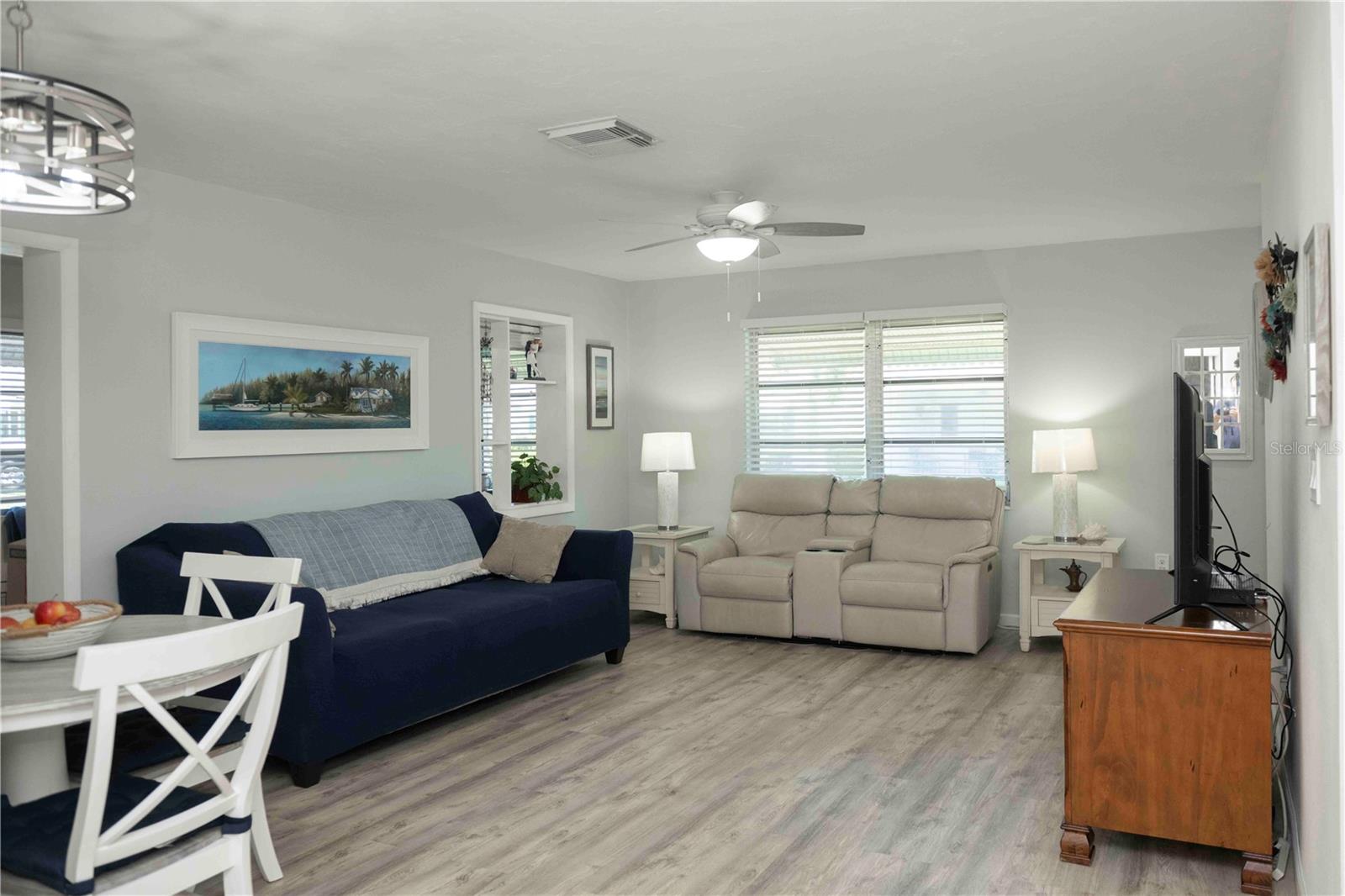6061 CORAL WAY — photo 5