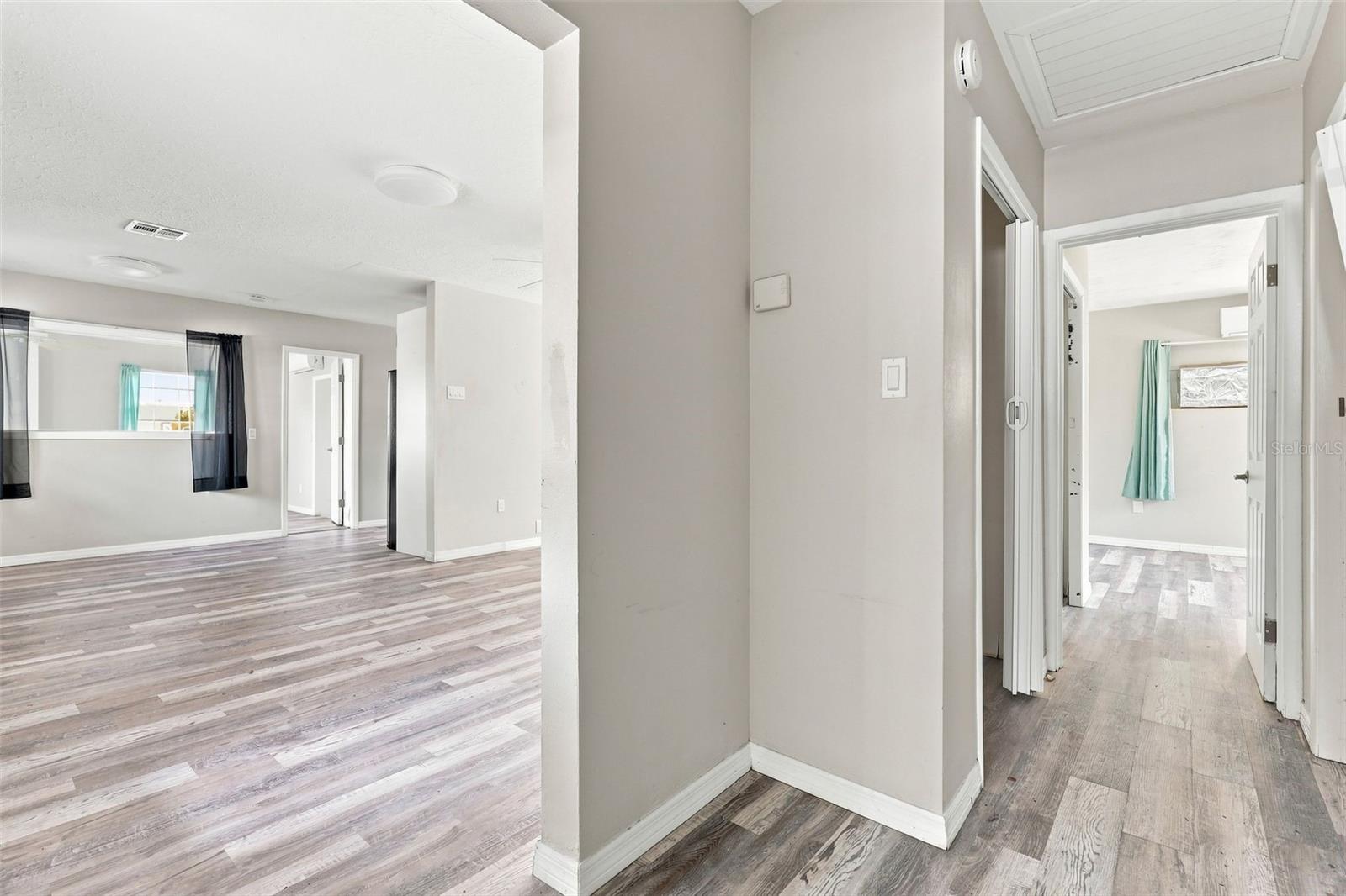 1840 GLENGARY ST — photo 11