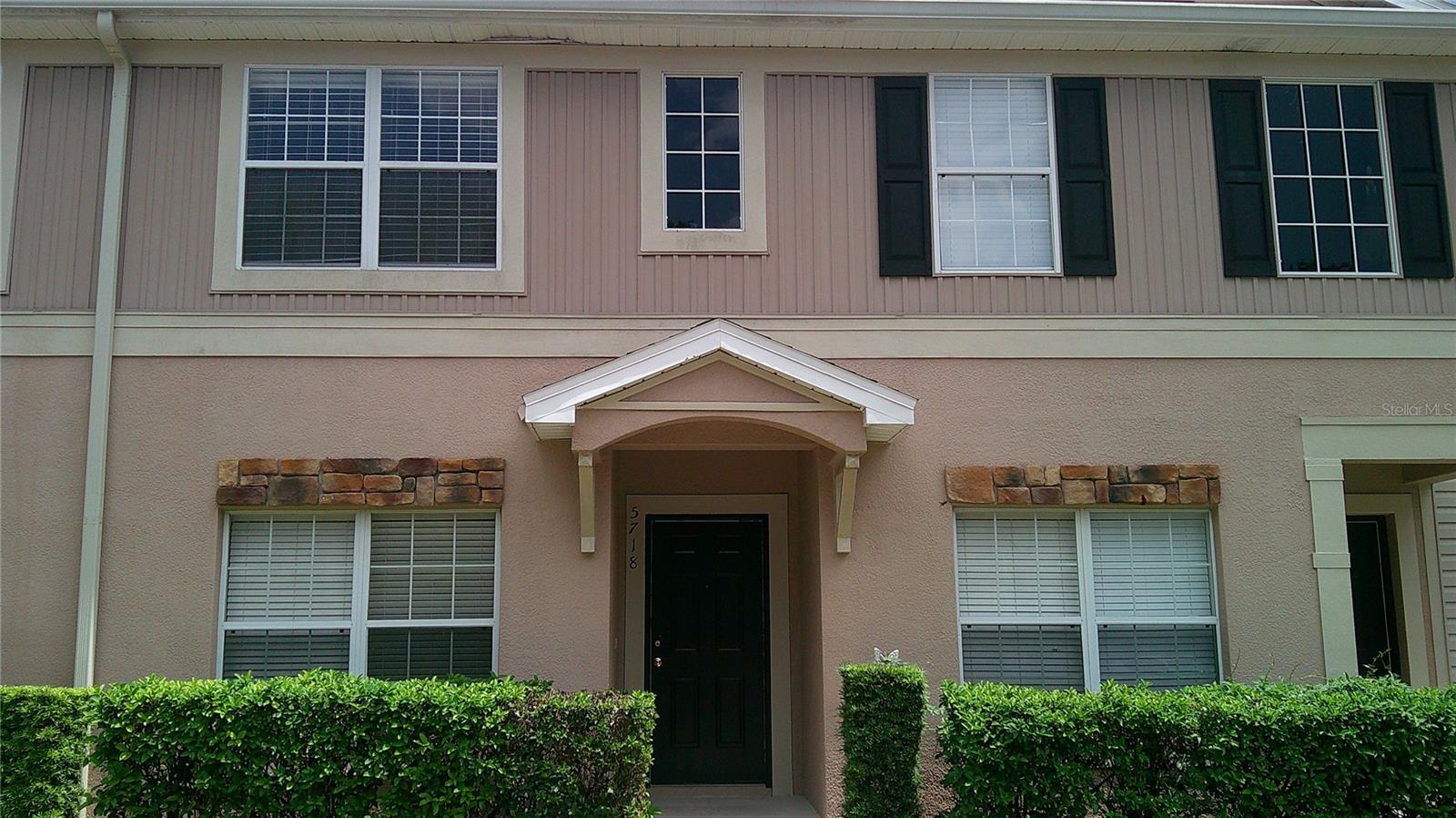 5718 FISHHAWK RIDGE DR — photo 3