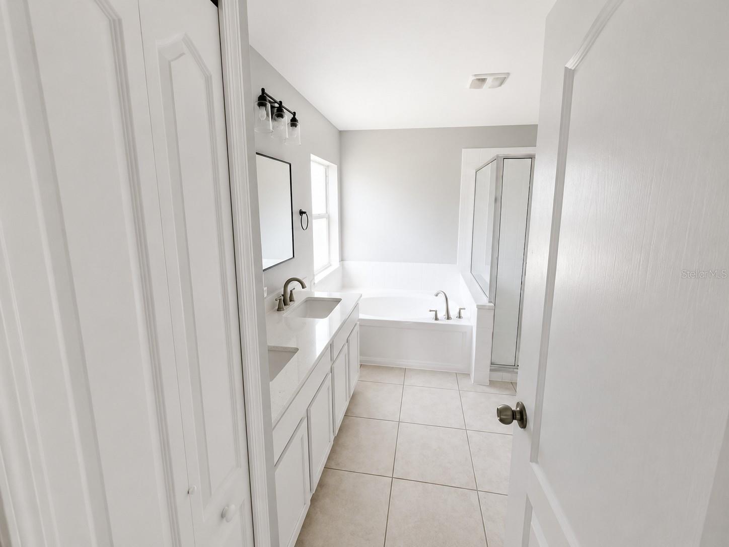 2242 COLVILLE CHASE DR — photo 6