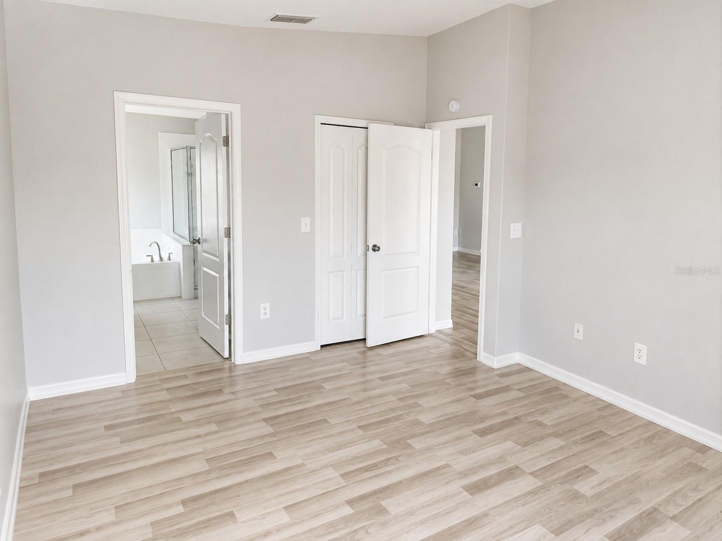 2242 COLVILLE CHASE DR — photo 10