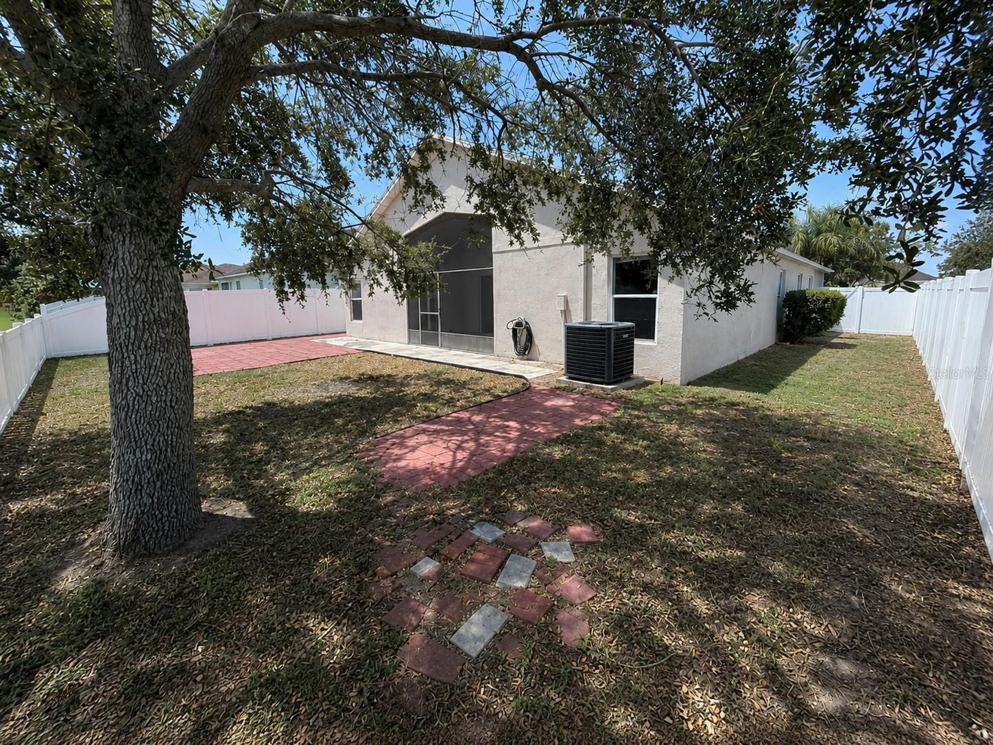2242 COLVILLE CHASE DR — photo 11