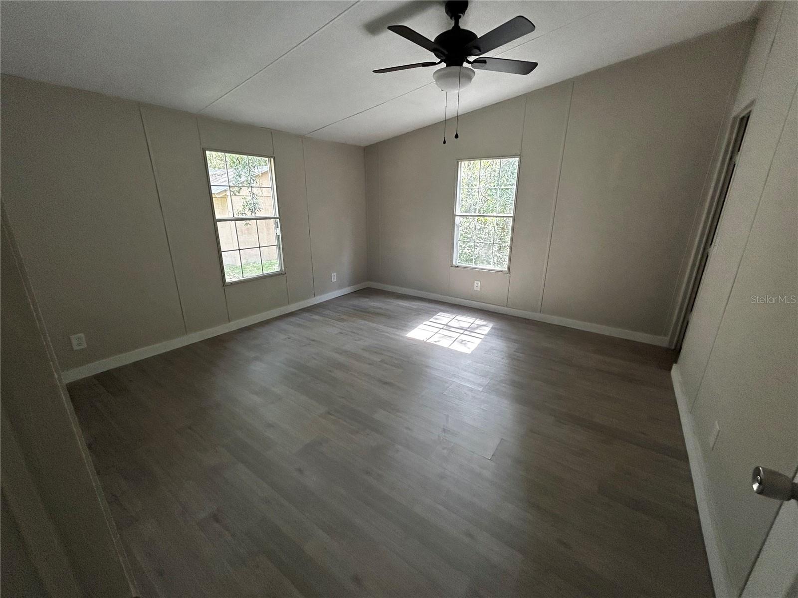40838 SUTORUS RD — photo 16