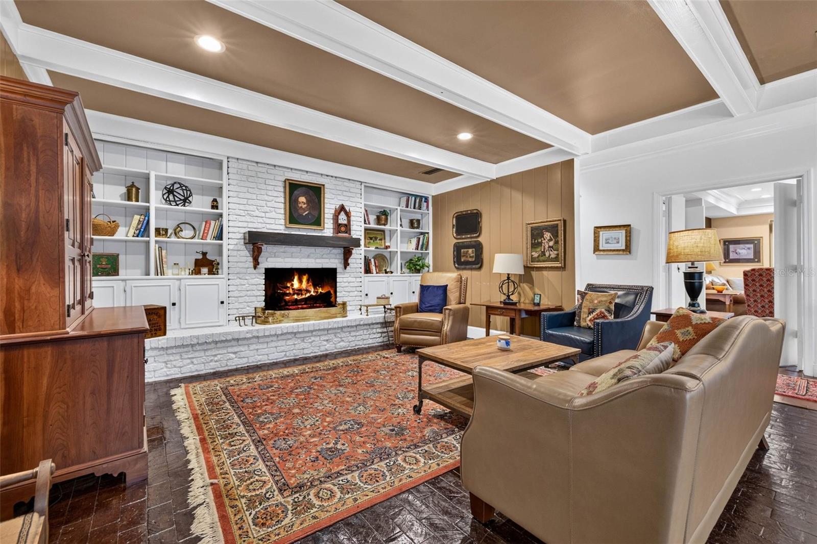 602 S RIVERHILLS DR — photo 20
