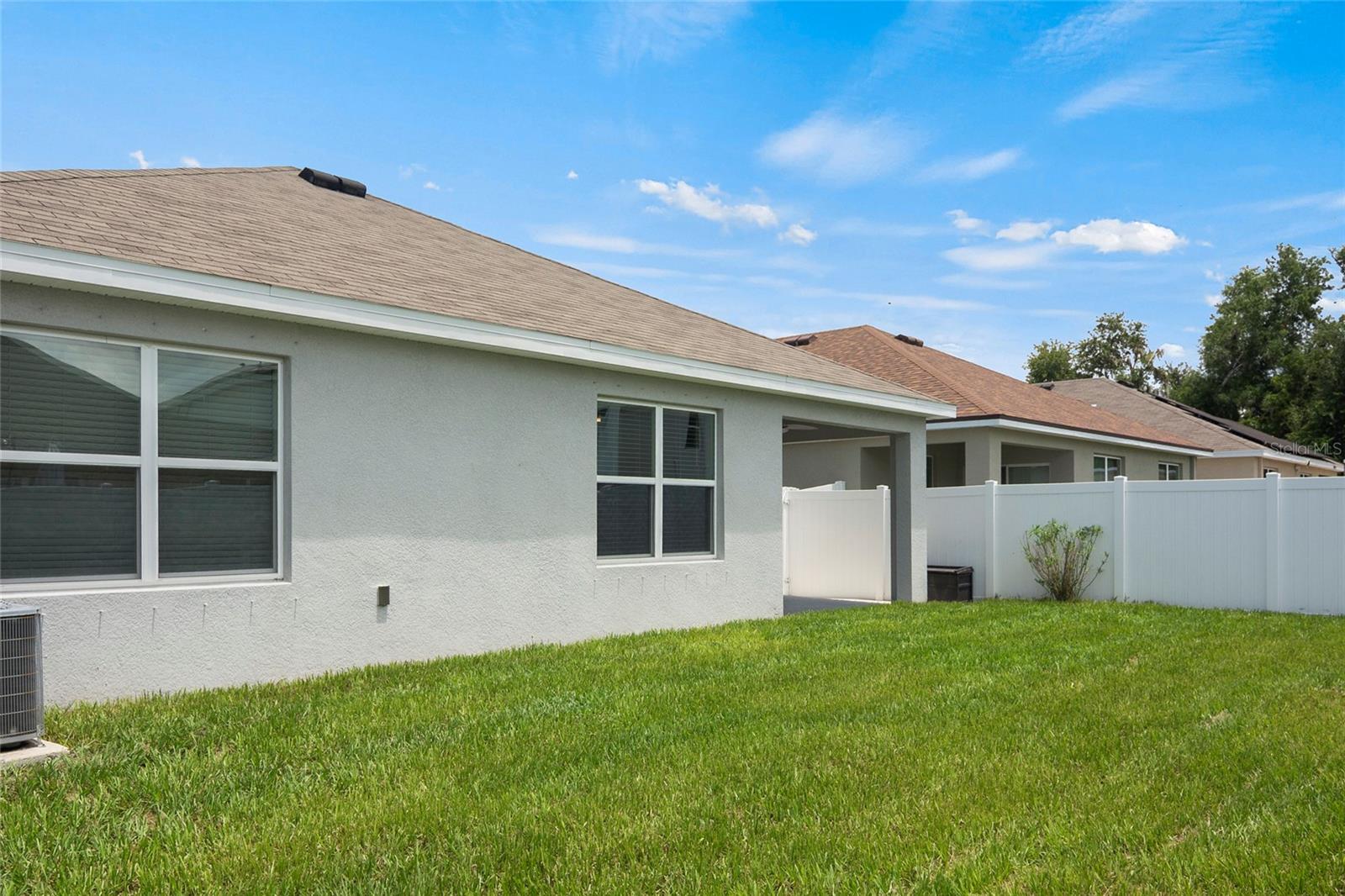 10213 GOLDEN LIGHT CT — photo 32