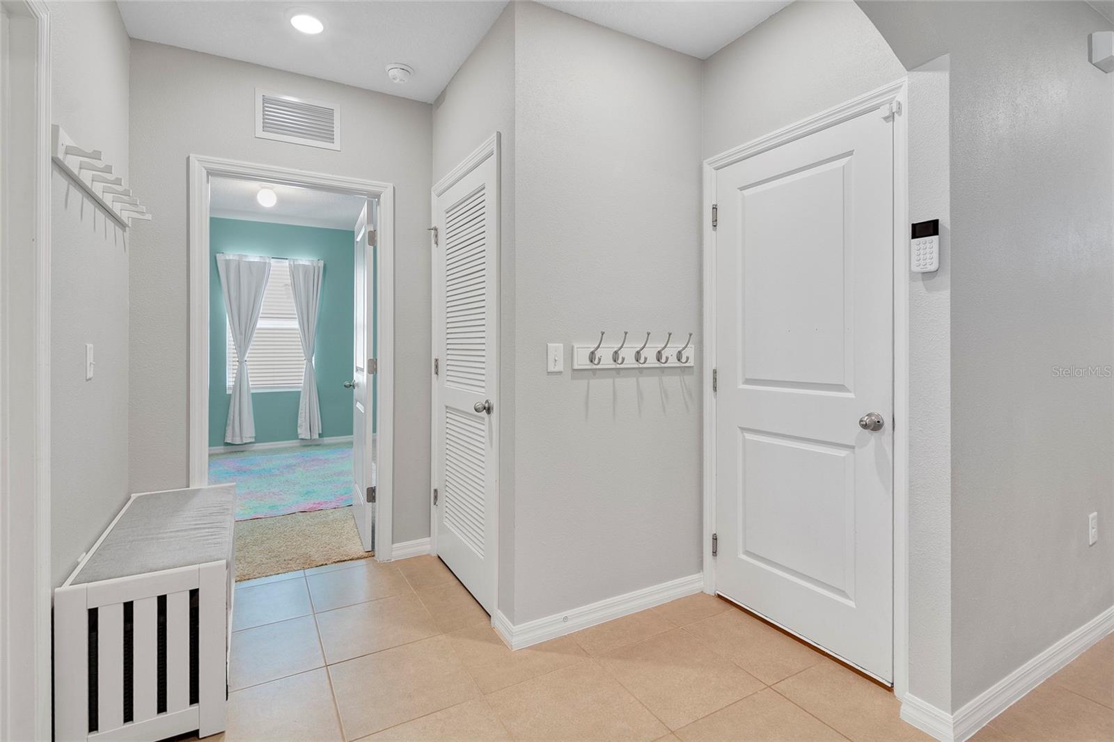 10213 GOLDEN LIGHT CT — photo 13
