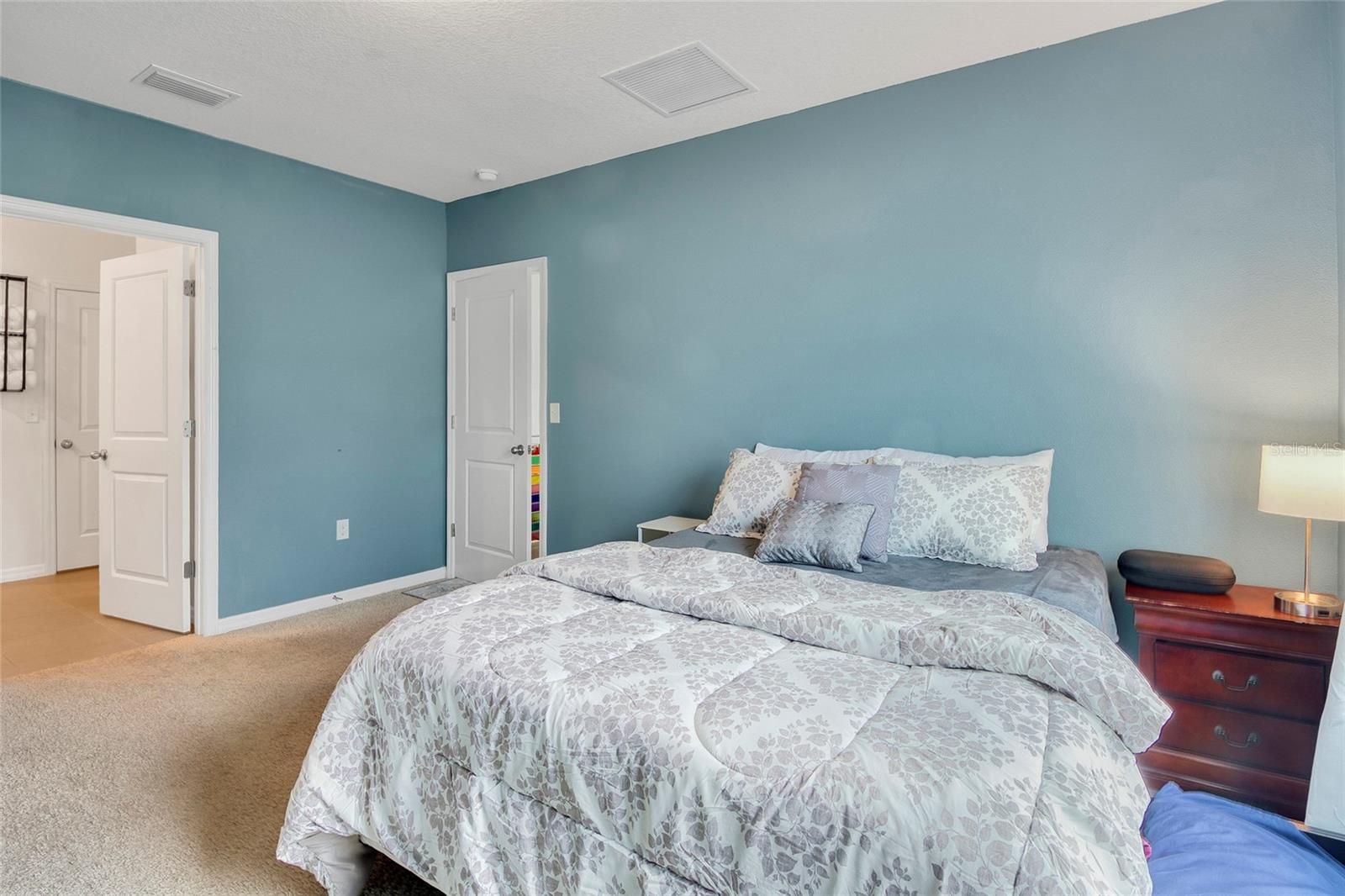 10213 GOLDEN LIGHT CT — photo 15