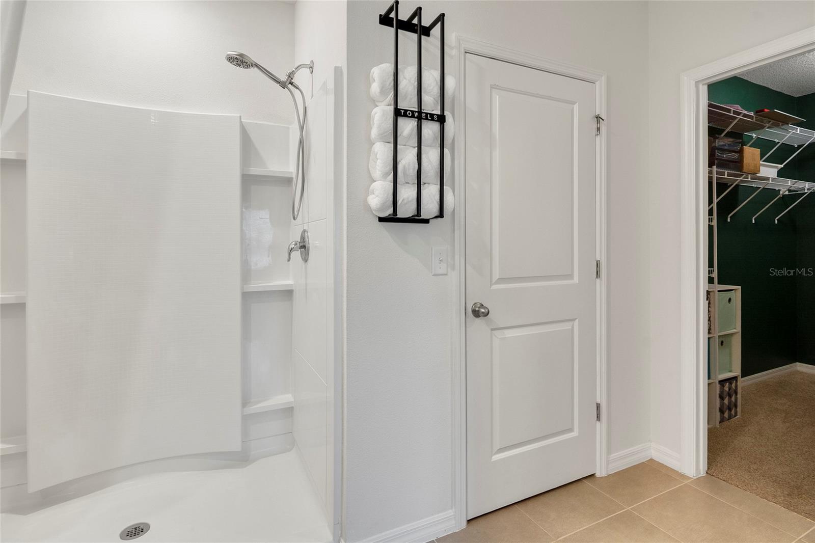 10213 GOLDEN LIGHT CT — photo 20