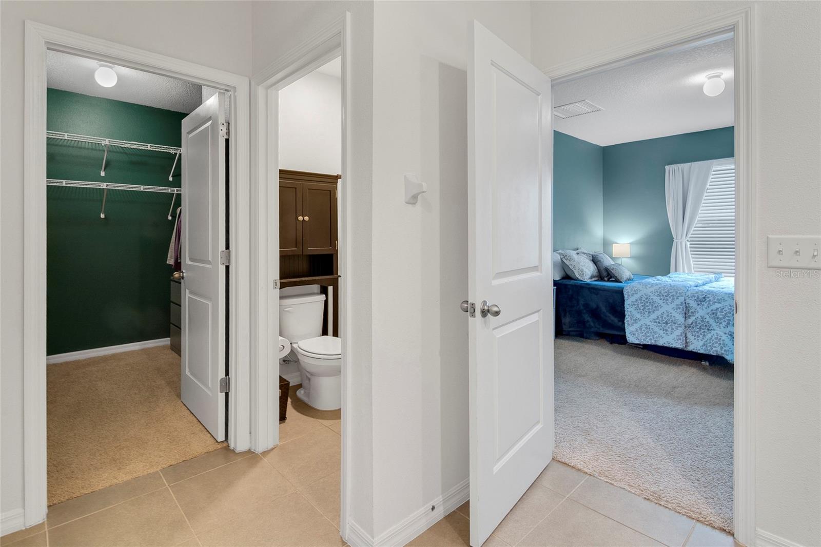 10213 GOLDEN LIGHT CT — photo 18