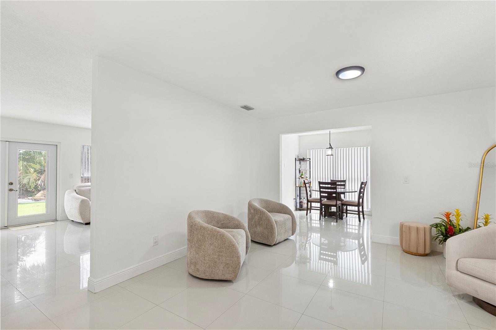 7529 ARMAND CIR — photo 16