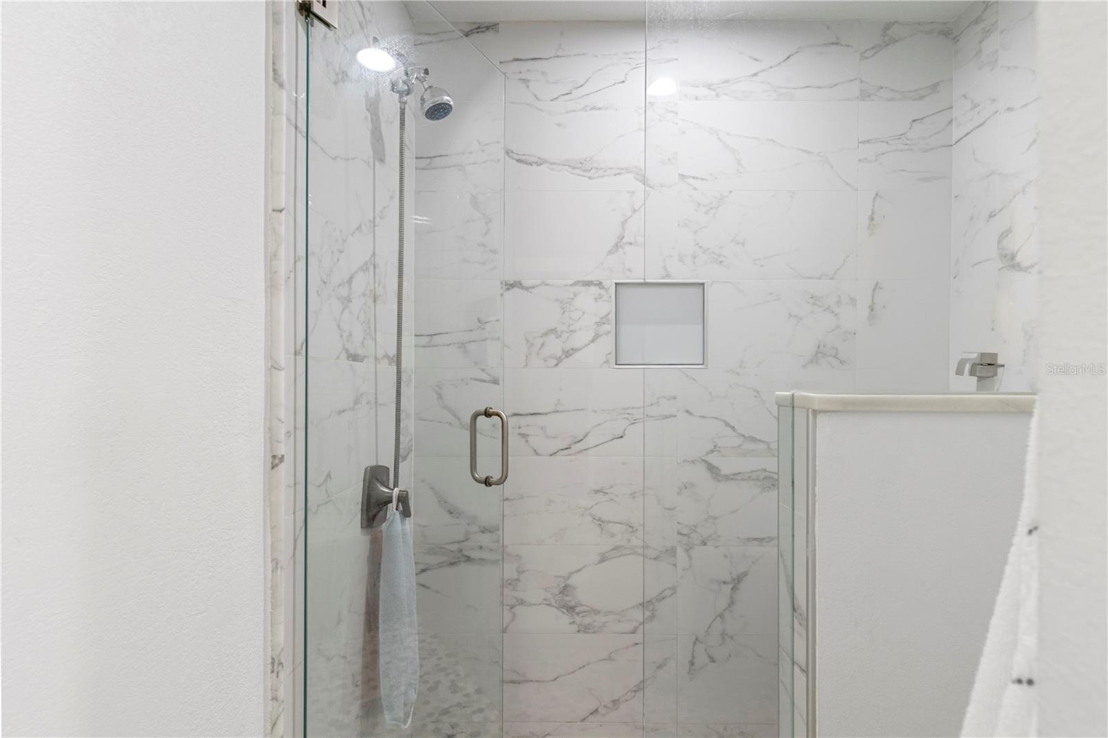 7529 ARMAND CIR — photo 36