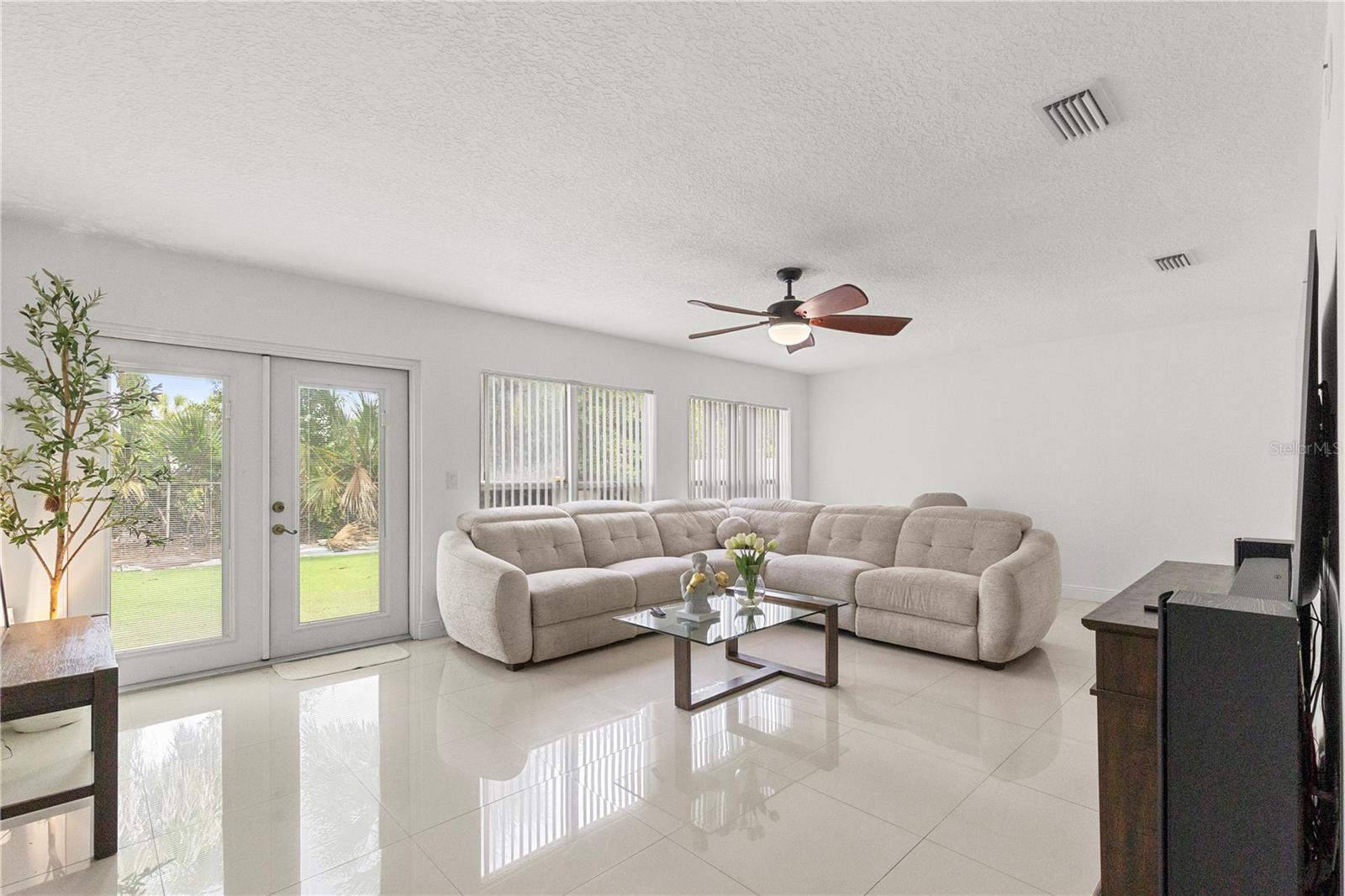 7529 ARMAND CIR — photo 26