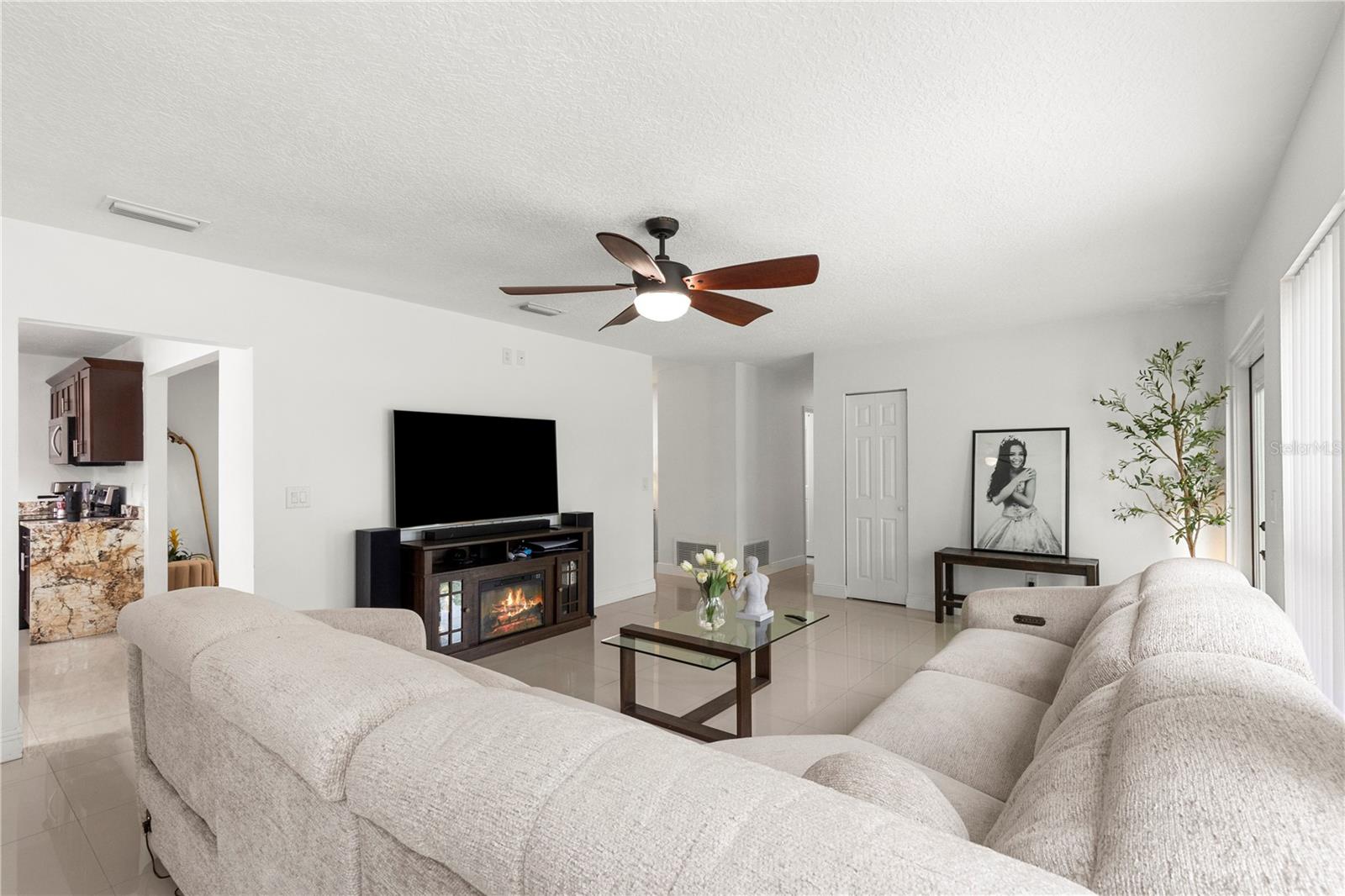 7529 ARMAND CIR — photo 25