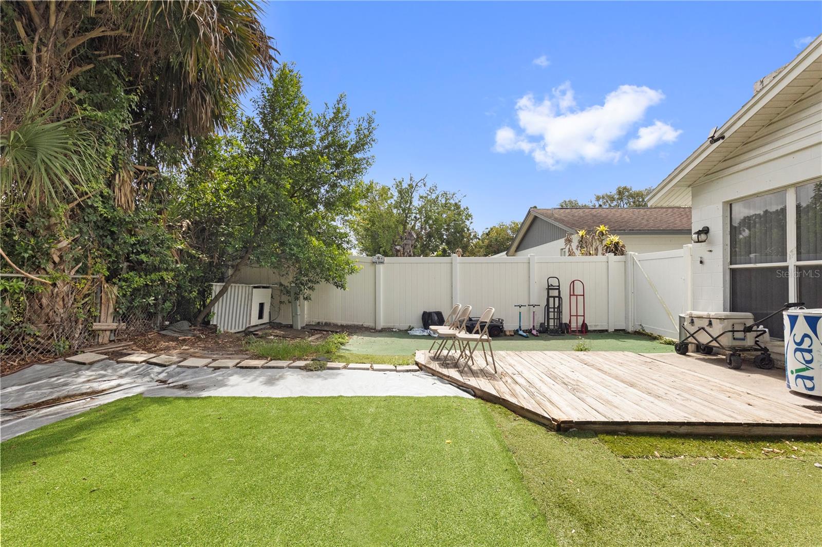 7529 ARMAND CIR — photo 8