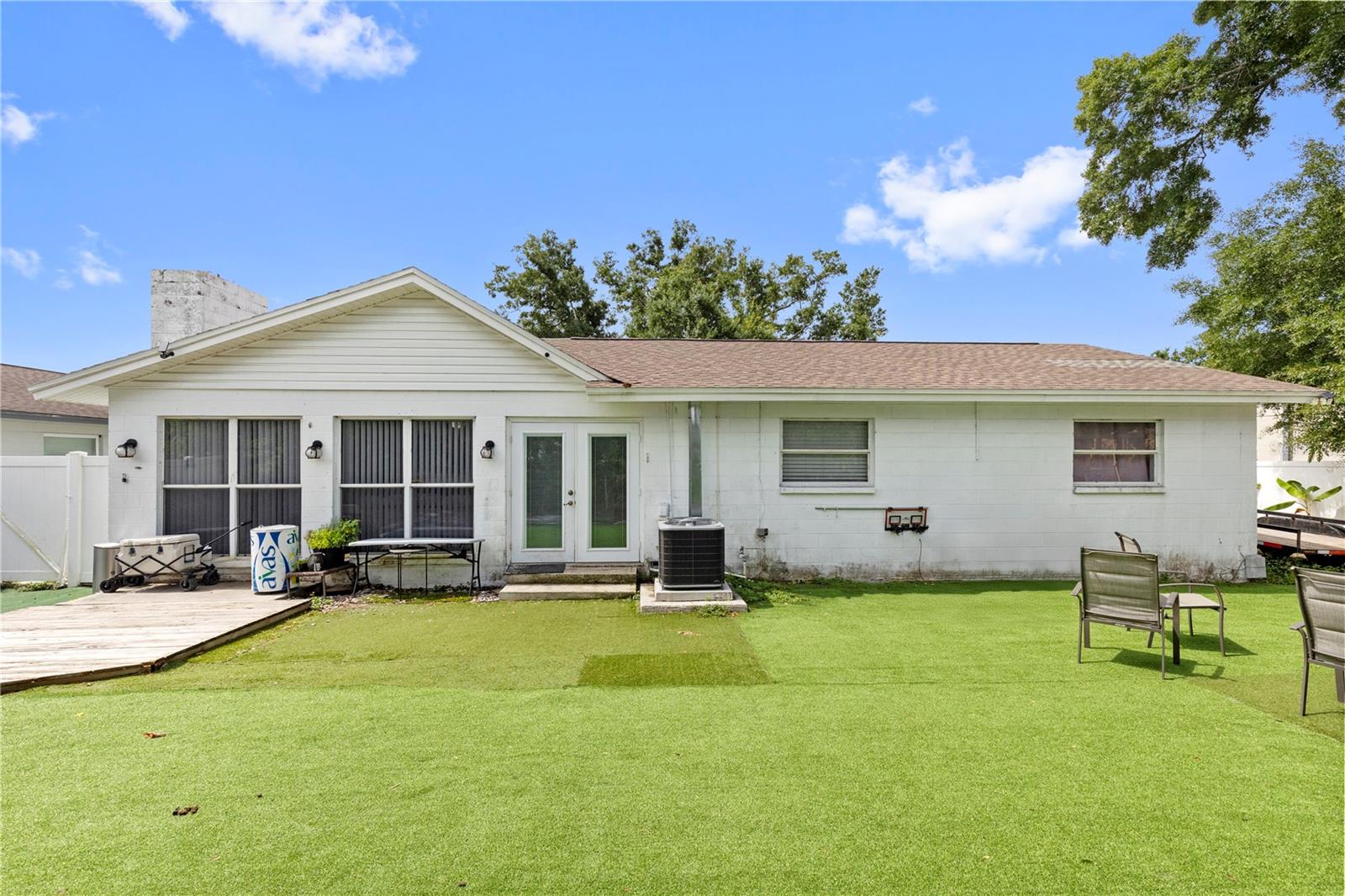 7529 ARMAND CIR — photo 13