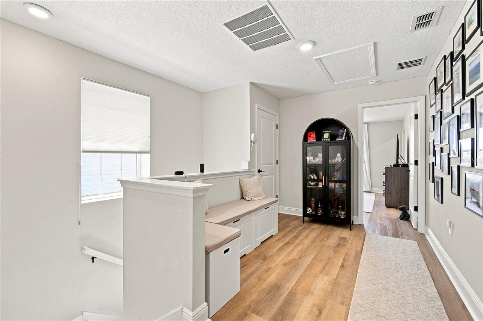 5292 NEIL DR — photo 33