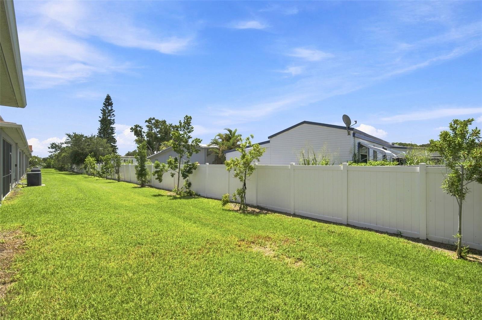 5292 NEIL DR — photo 46