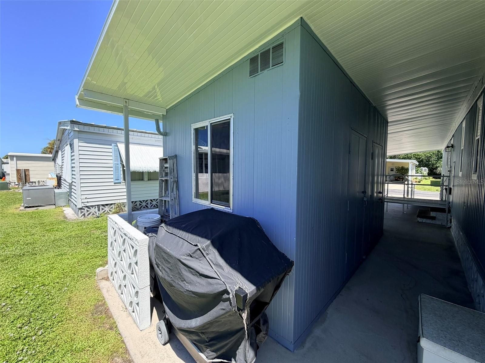 2236 GONDOLA DR — photo 21