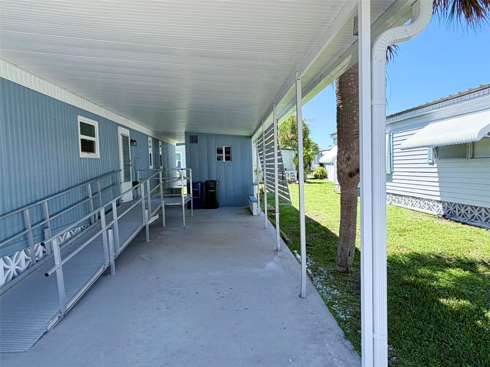 2236 GONDOLA DR — photo 3