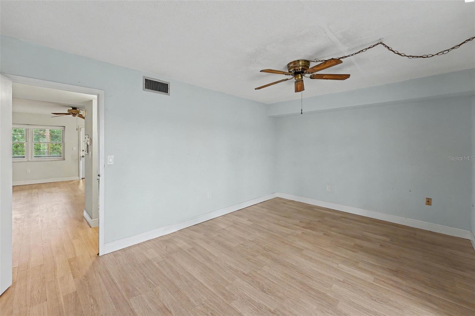 951 79TH AVE N #APT 322 — photo 14