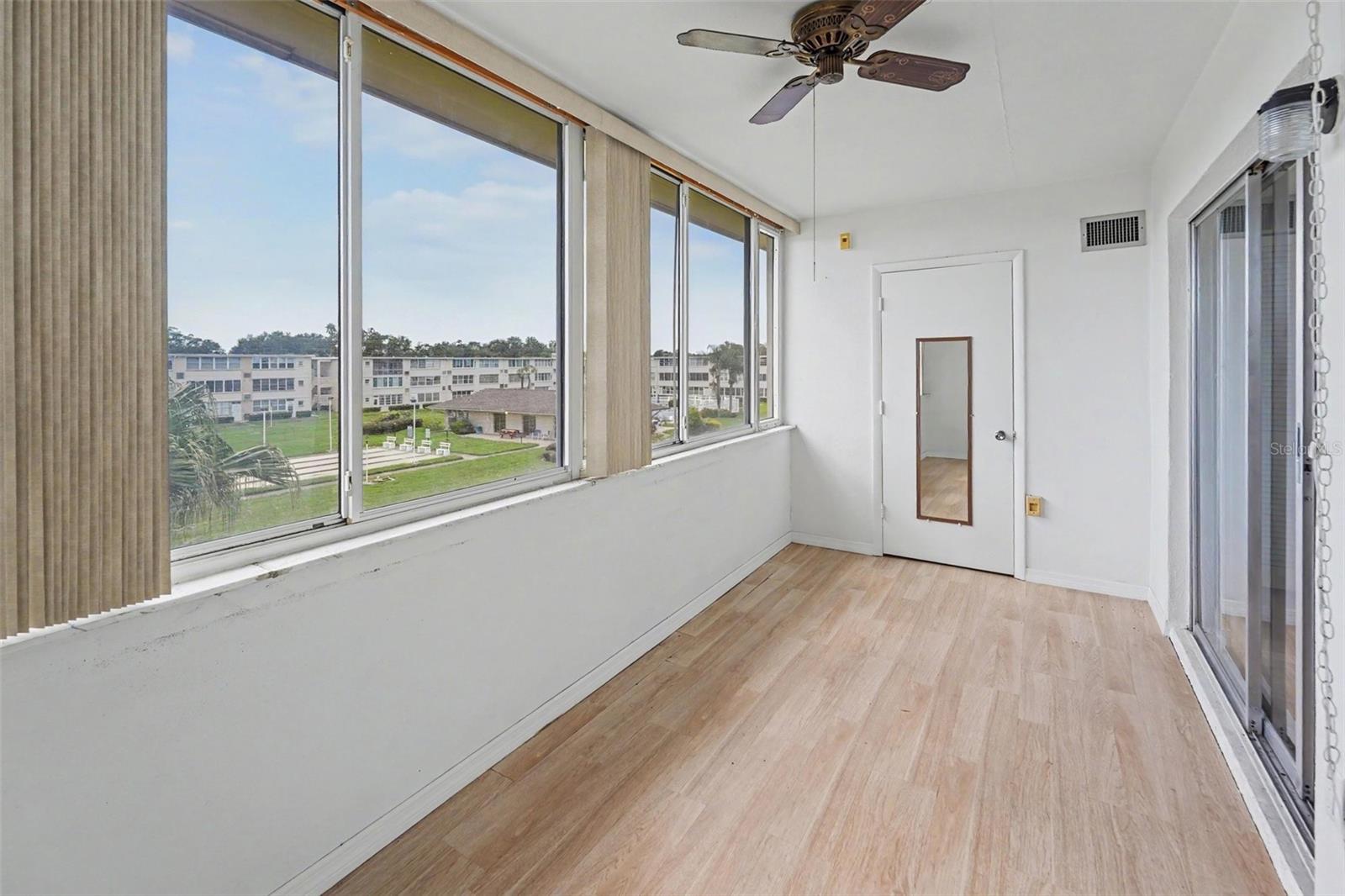 951 79TH AVE N #APT 322 — photo 18