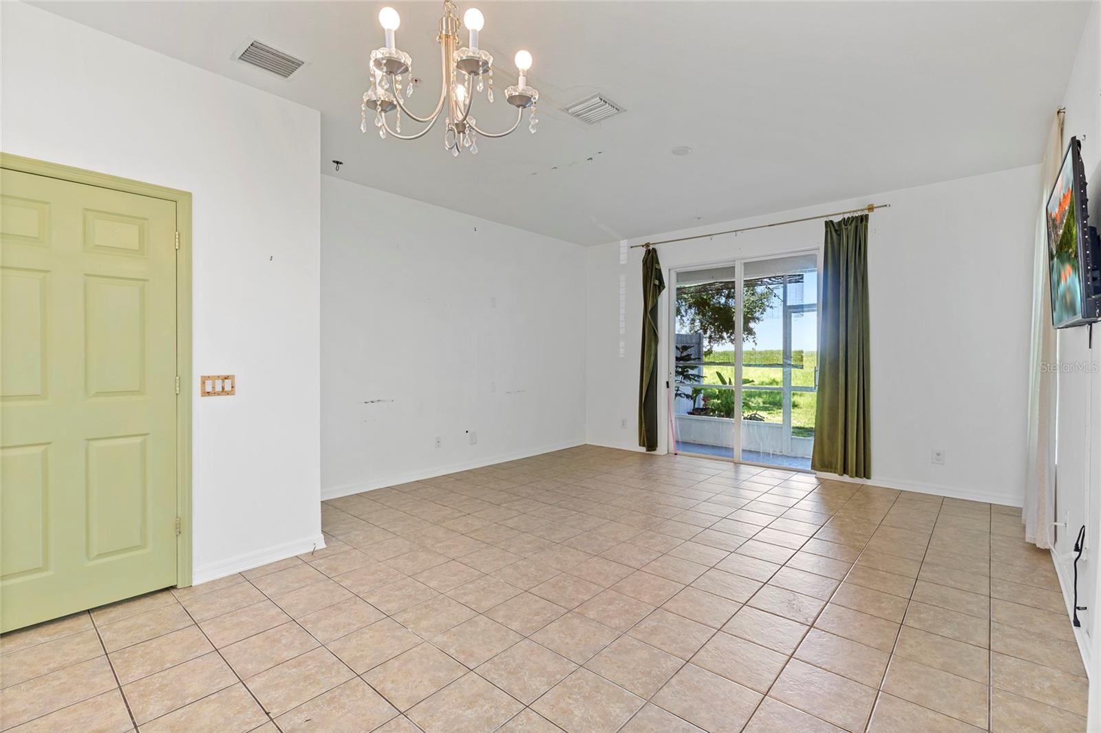 1170 GRANTHAM DR — photo 13