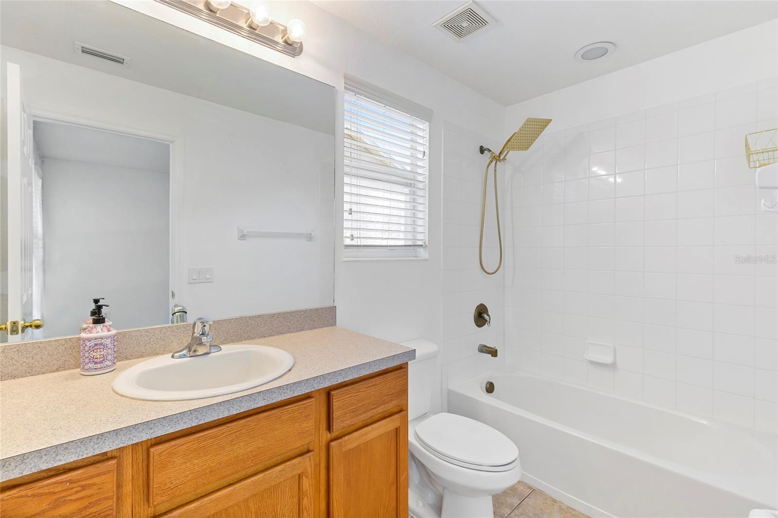 1170 GRANTHAM DR — photo 25