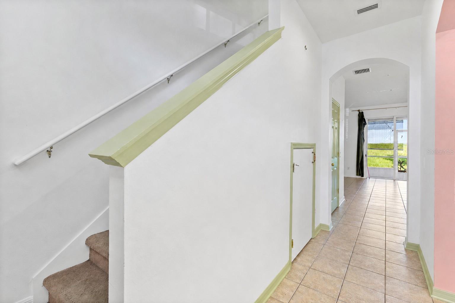 1170 GRANTHAM DR — photo 8