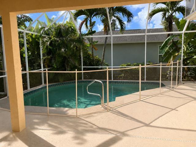 11876 HOLLYHOCK DR — photo 17