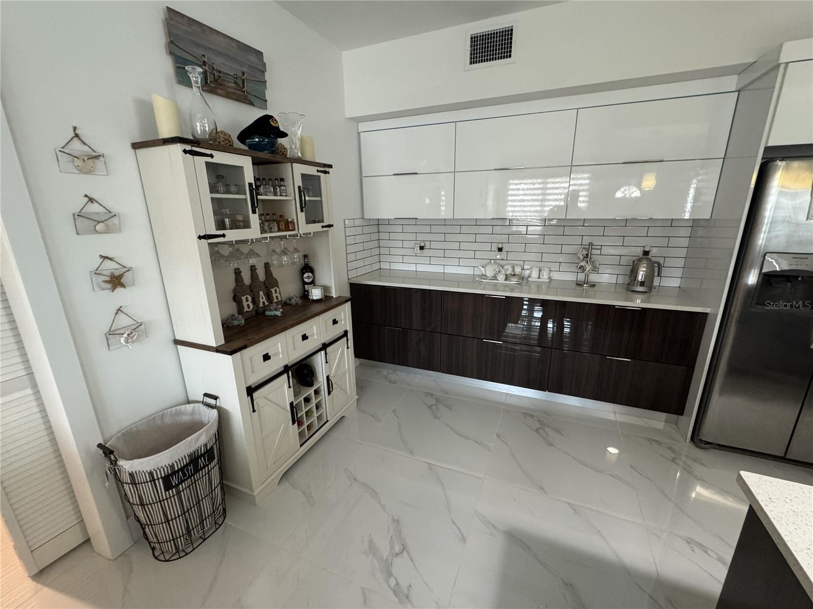 200 GARDENS EDGE DR #214 — photo 11