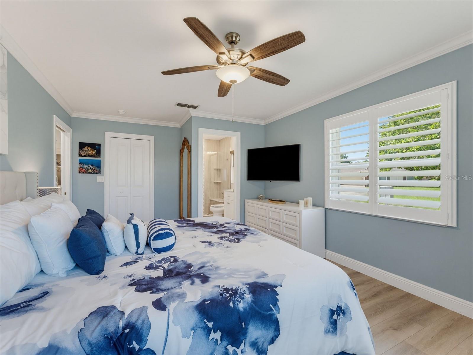 1372 CARLISLE CT — photo 36