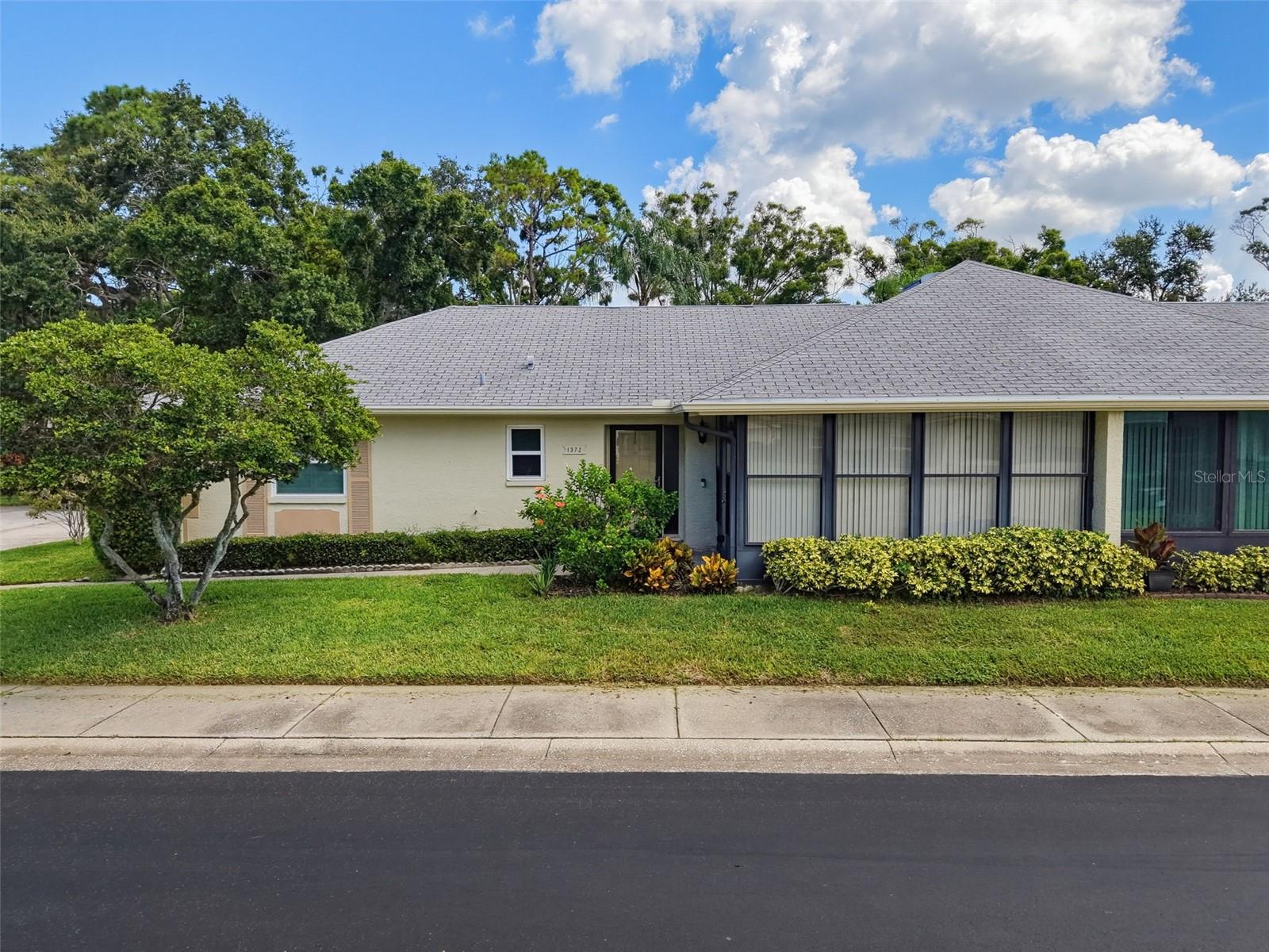 1372 CARLISLE CT — photo 2
