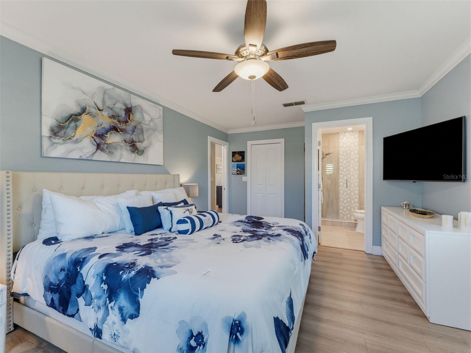 1372 CARLISLE CT — photo 35