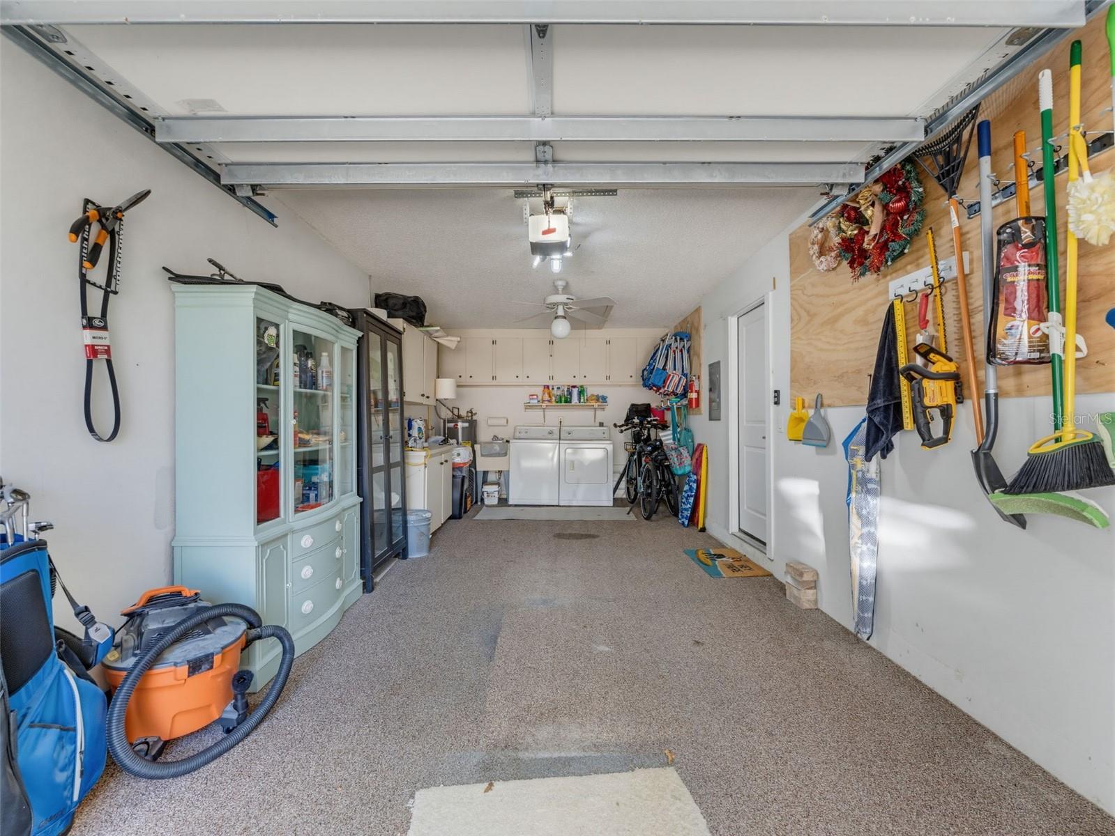 1372 CARLISLE CT — photo 45