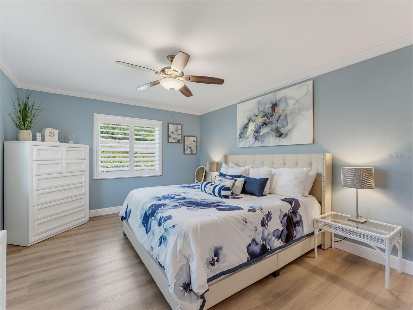 1372 CARLISLE CT — photo 34
