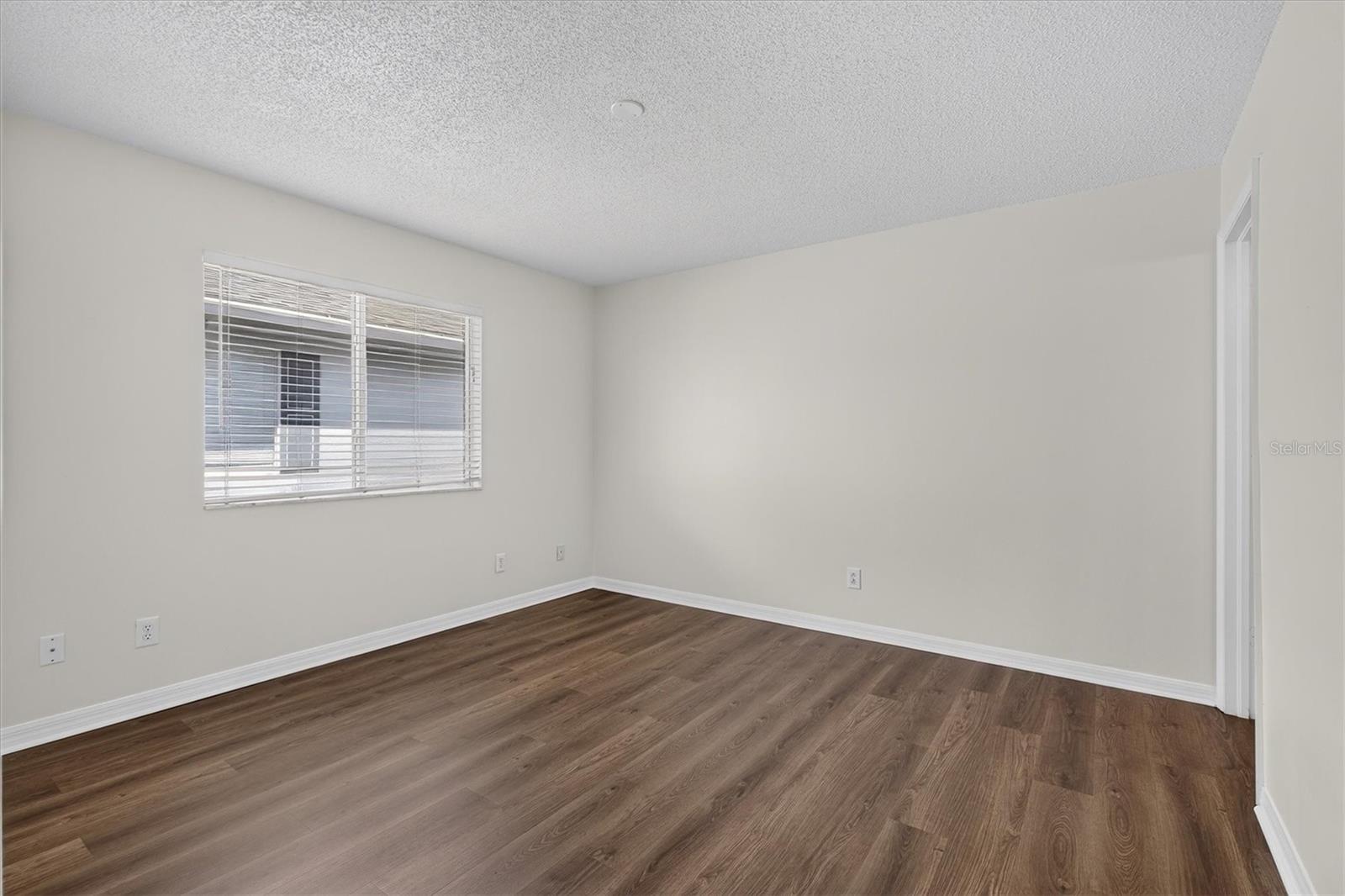 4110 WATERSIDE ISLAND CT — photo 24