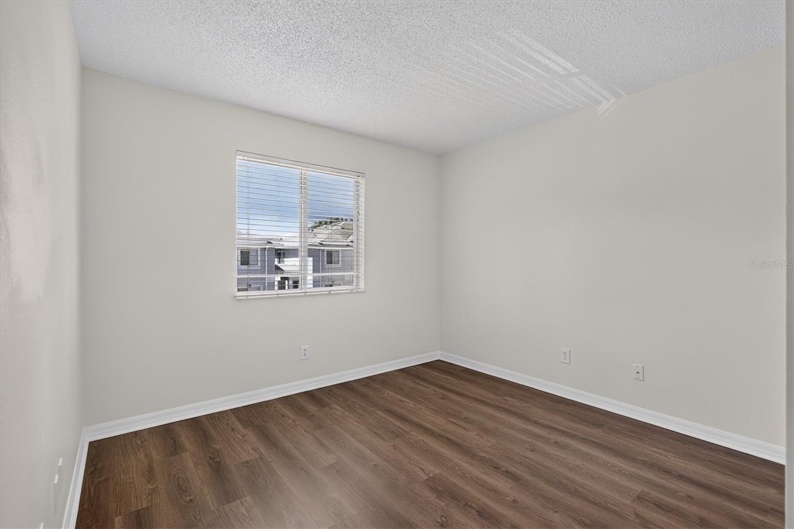 4110 WATERSIDE ISLAND CT — photo 28
