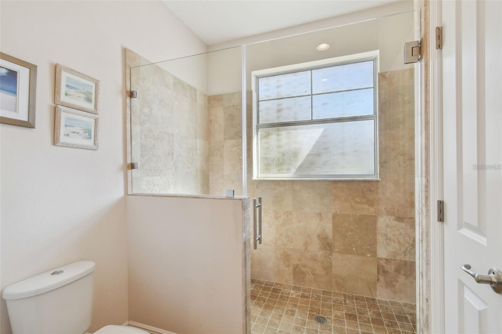 11329 RAVINIA PARK BLVD — photo 18