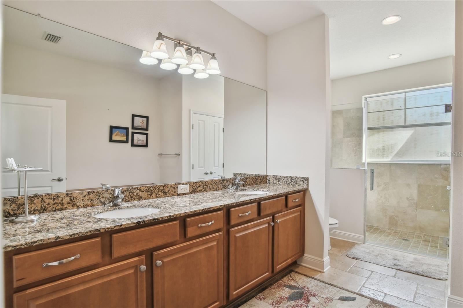 11329 RAVINIA PARK BLVD — photo 17