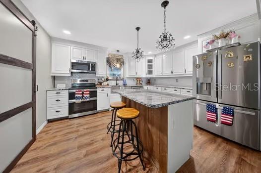 716 LEFFINGWELL AVE — photo 5