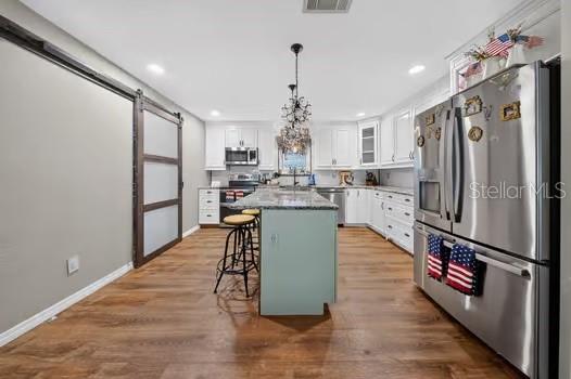 716 LEFFINGWELL AVE — photo 6