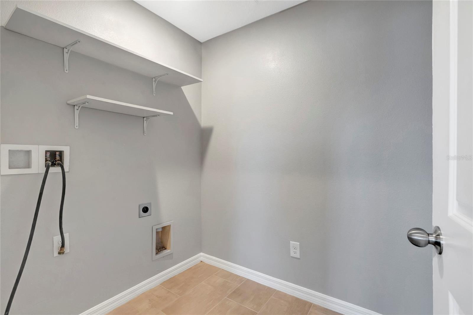 38689 HARLOW ROSE DR — photo 46