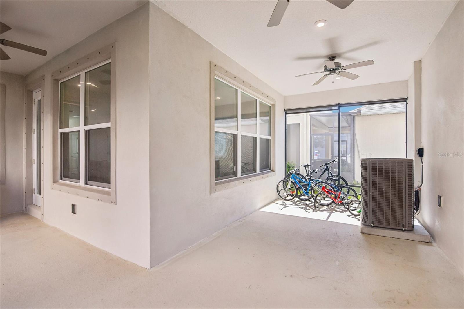 13690 STEVENSON LN — photo 28