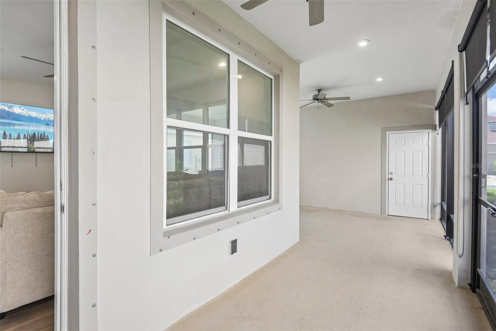 13690 STEVENSON LN — photo 27