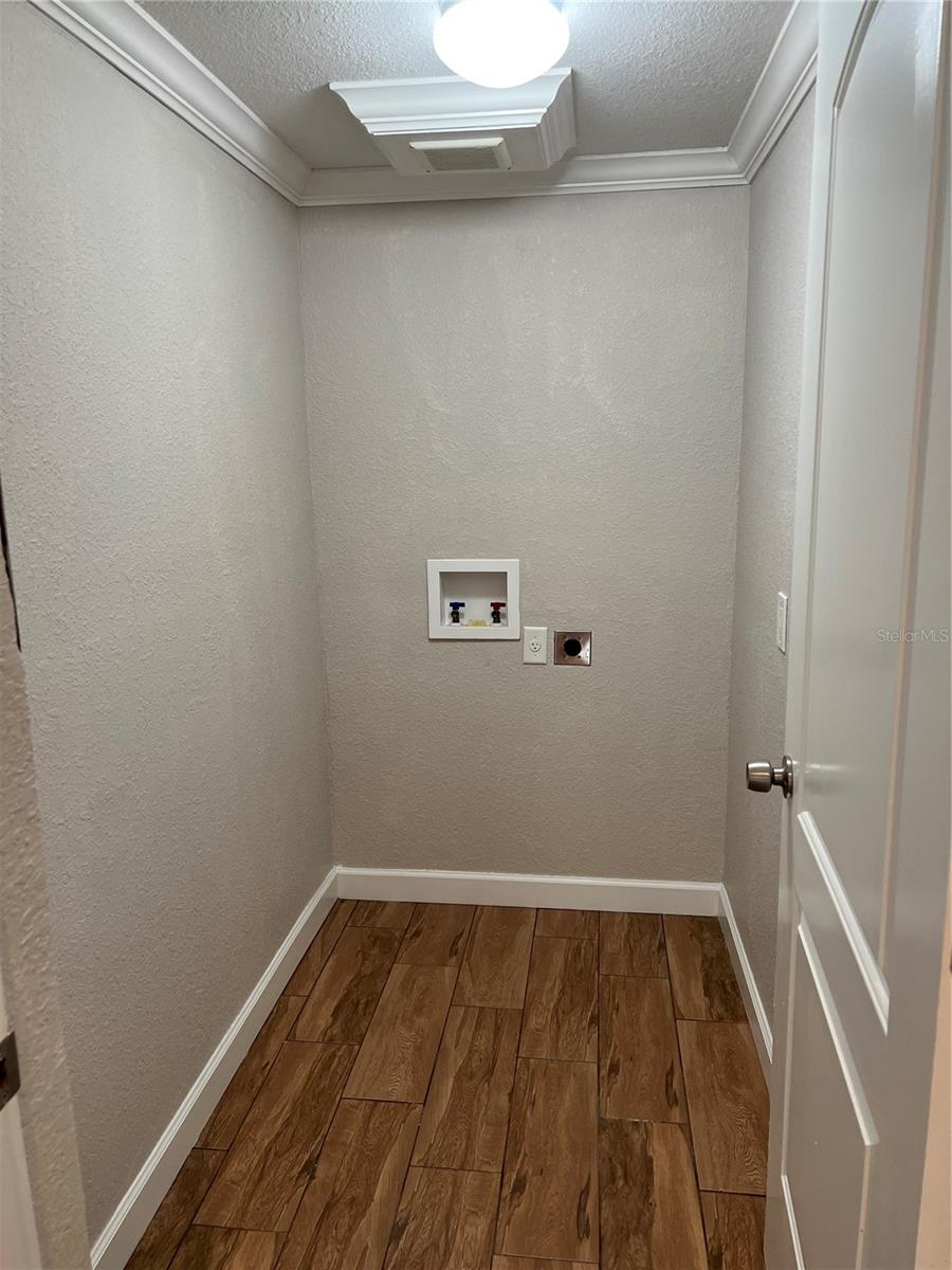 2106 MAGNOLIA ST — photo 13